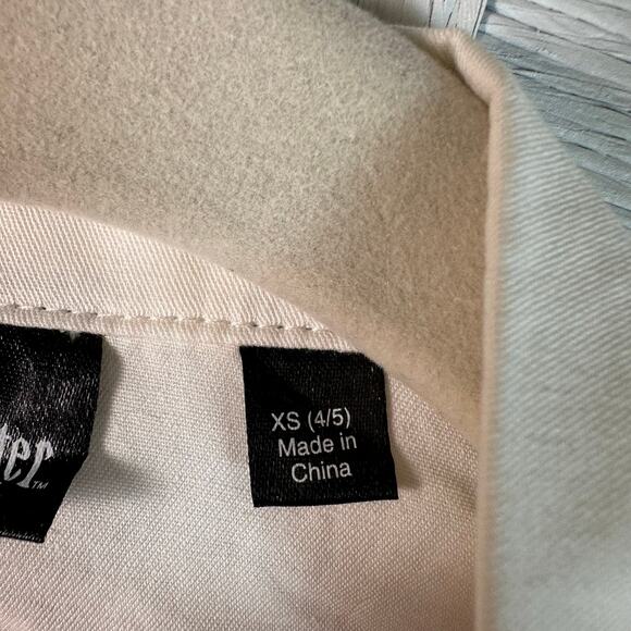 Harry Potter button down top herbology roots, and plants, kids quirky, fun - Picture 5 of 9